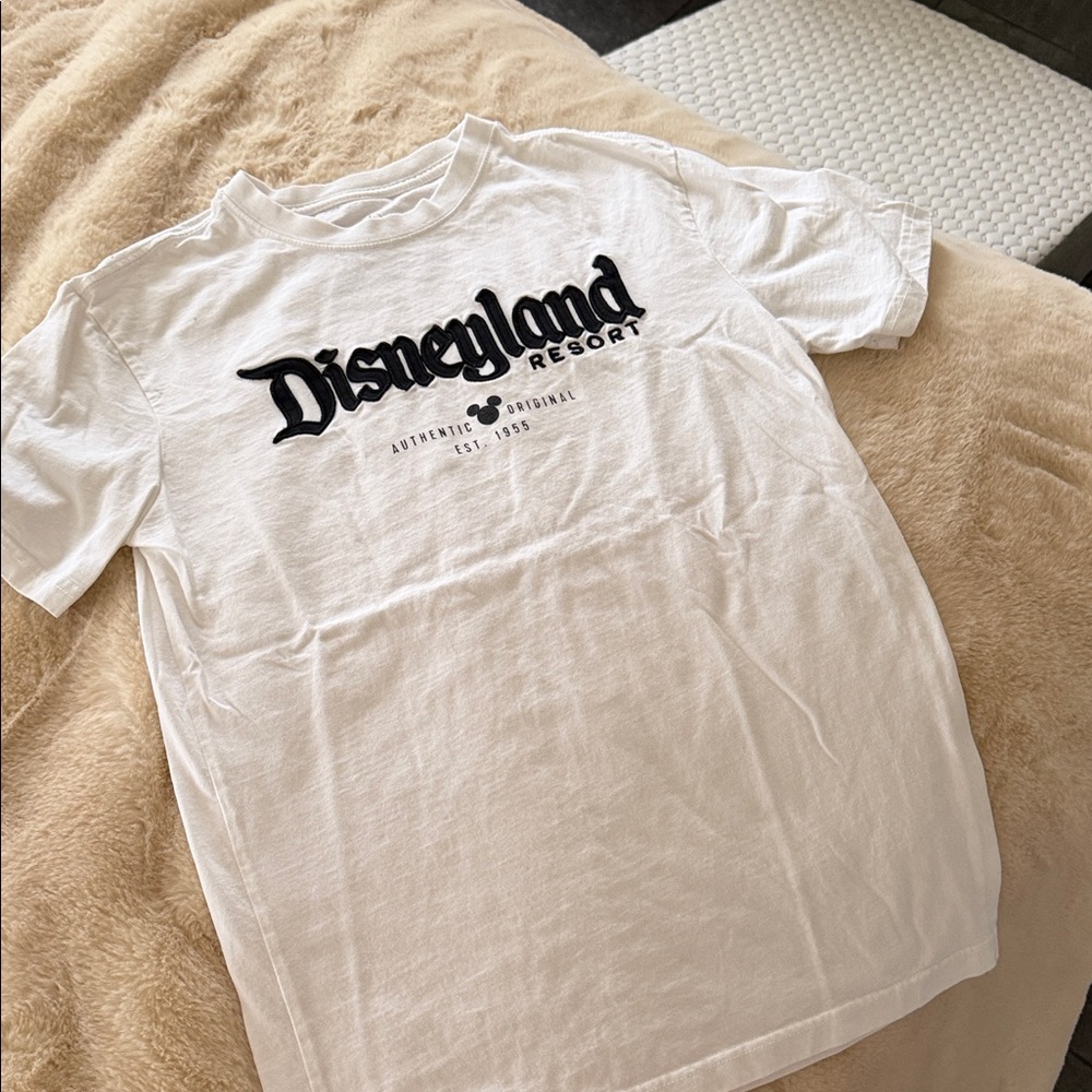Disney White Short Sleeve Tee